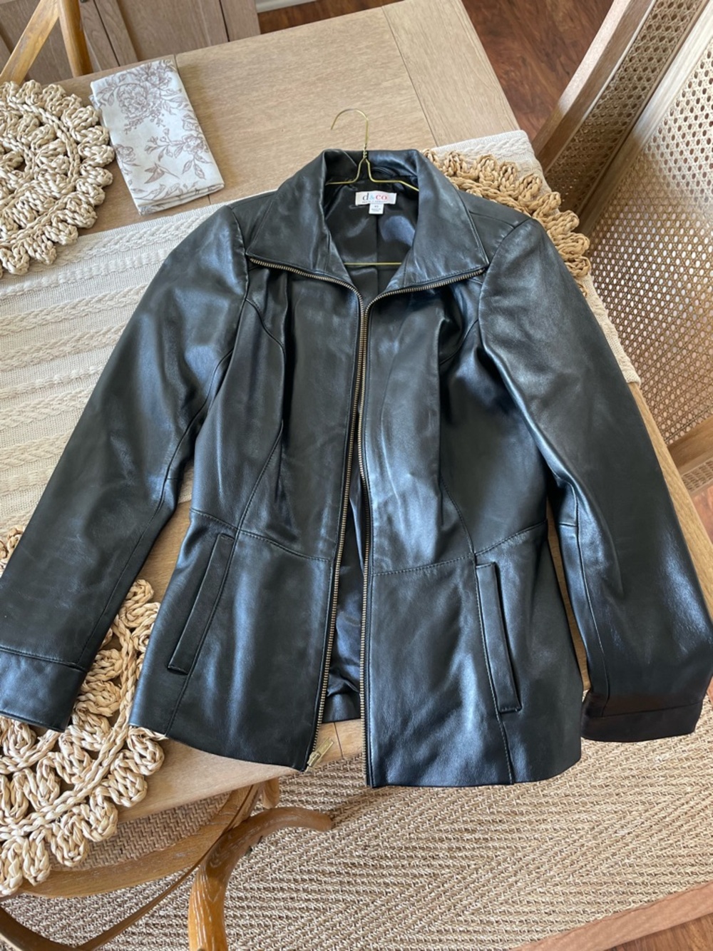 Denim & Company Black Genuine Leather Zip-Front Jacket- Size XS Women’s- EUC!